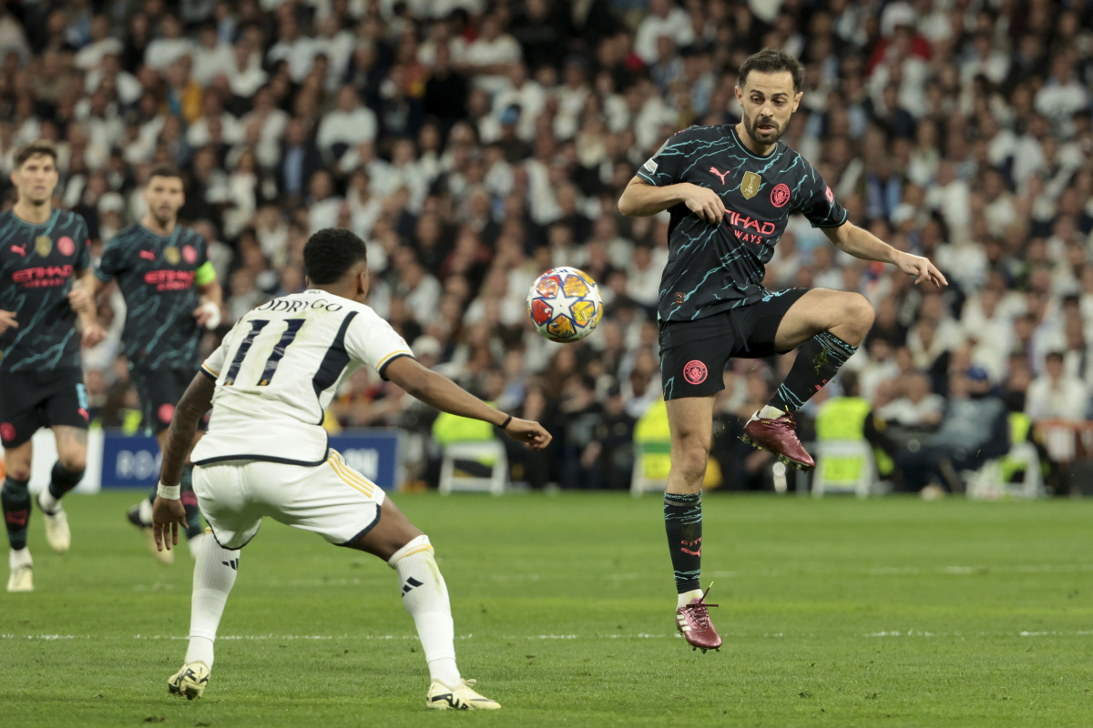 赛前欧超杯焦点战；广东宏远绝杀压哨；悬念犹存；数据趋势出现新变化的简单介绍