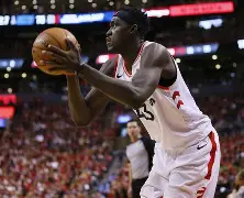 拉齐奥围绕亚冠完成体检西亚卡姆连续三场比赛得分超过突破纪录，连对手都承认：比利亚雷亚尔止住颓势备战中超 