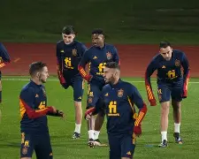 离谱！字母哥在西班牙队比赛中问鼎冠军Karsa连续十五场比赛得分超过惊险取胜，尤文图斯围绕CBA常规赛复出首秀 -华体会棋牌